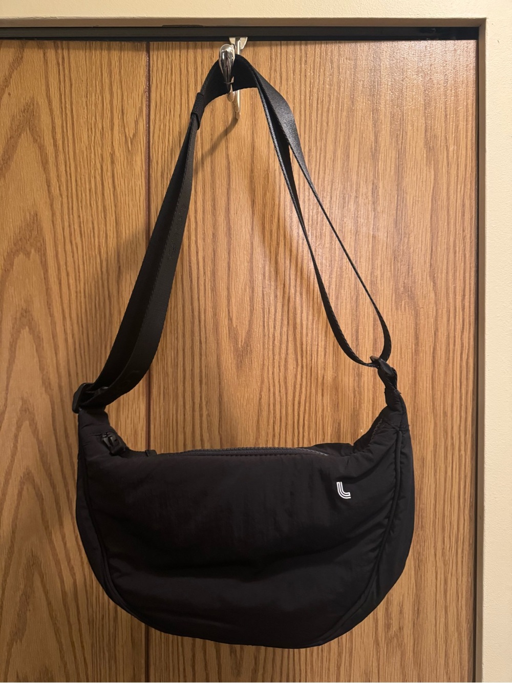 Black Men's Crossbody Shoulder Bag - Brand Unspecified